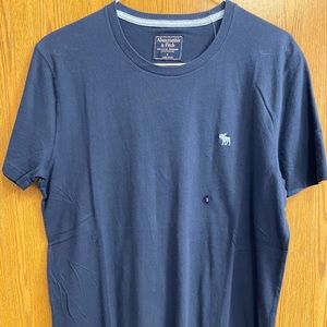 NWT Men’s Small Abercrombie & Fitch Crew Neck